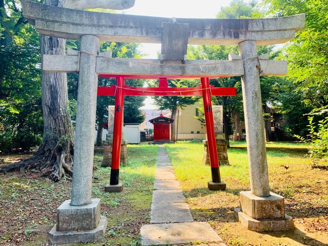 東京都練馬区平和台4-2-16 西本村稲荷神社の写真1