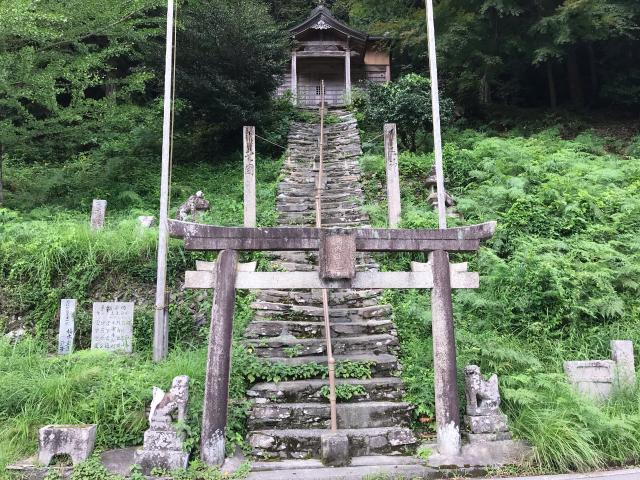 徳島県三好市山城町大和川６６０ 河内神社の写真1