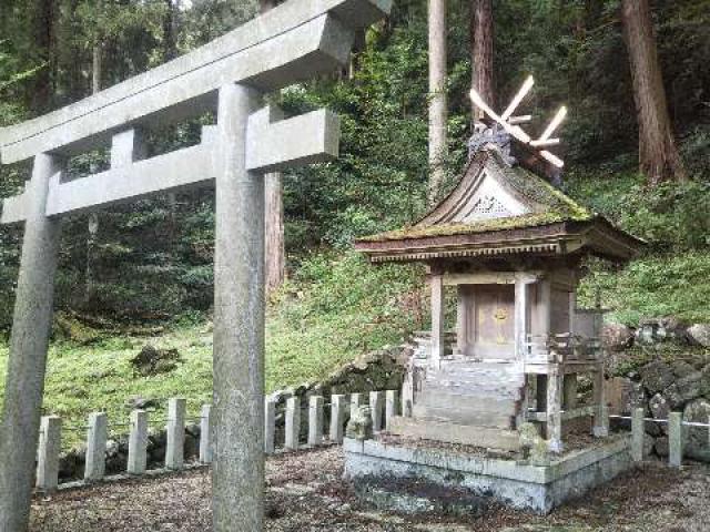 奈良県宇陀市室生三本松2494 白鳥神社の写真2