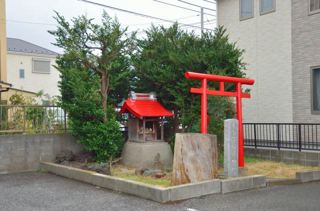 神奈川県相模原市中央区上溝5-1 白笹稲荷神社の写真3