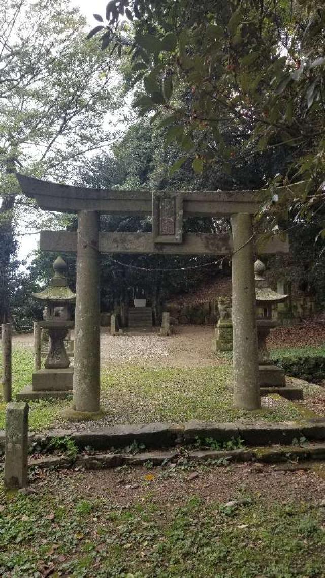 福岡県久留米市御井朝妻1-6  駅横の陸橋を渡る 味水御井神社の写真4