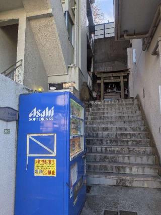 弦巻稲荷神社の参拝記録(はくすみさん)