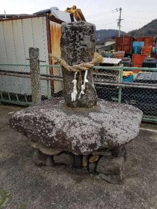 小丼神社の参拝記録(ろかずさん)