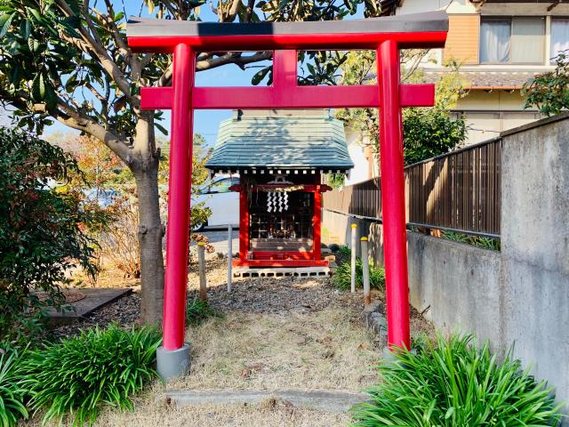 東京都多摩市落合6-13-15 稲荷神社の写真1