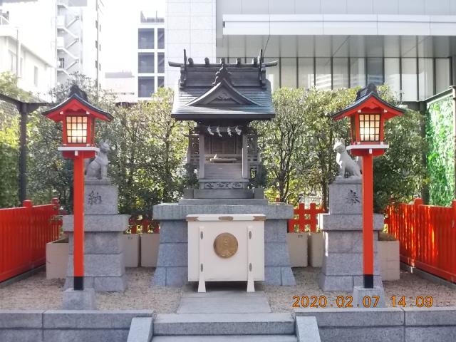 東京都港区浜松町2-4-1　世界貿易センタービル3F中庭 みなと稲荷神社の写真3