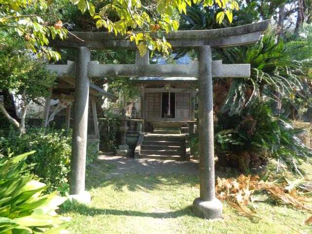 東京都新島村 為朝神社の写真1