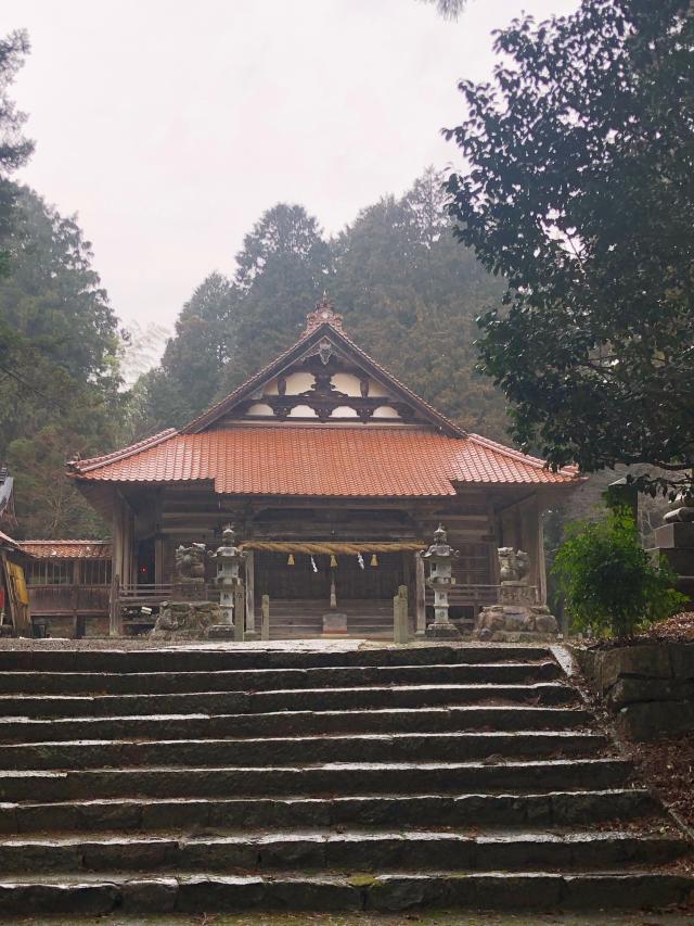 広島県山県郡北広島町新庄供免1077 龍山八幡神社本殿の写真1