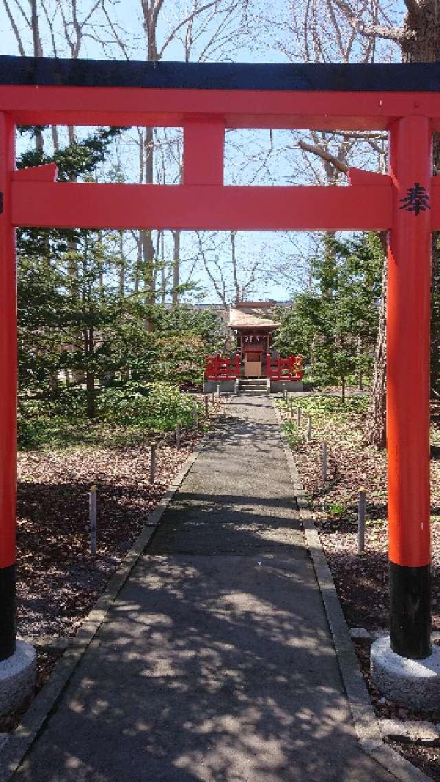 北海道函館市八幡町3番2号 亀田稲荷神社（亀田八幡宮境内社）の写真1