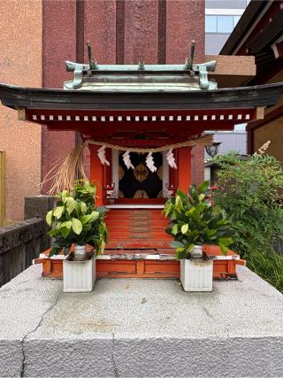 髪稲荷大明神・石稲荷大明神(本社三島神社境内社)の参拝記録(色部優兎さん)