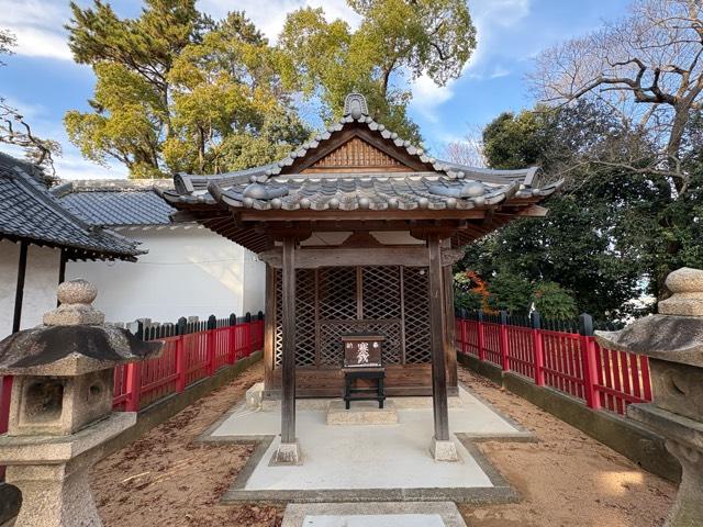 兵庫県伊丹市宮ノ前3-6-1 稲荷神社（猪名野神社境内社）の写真3