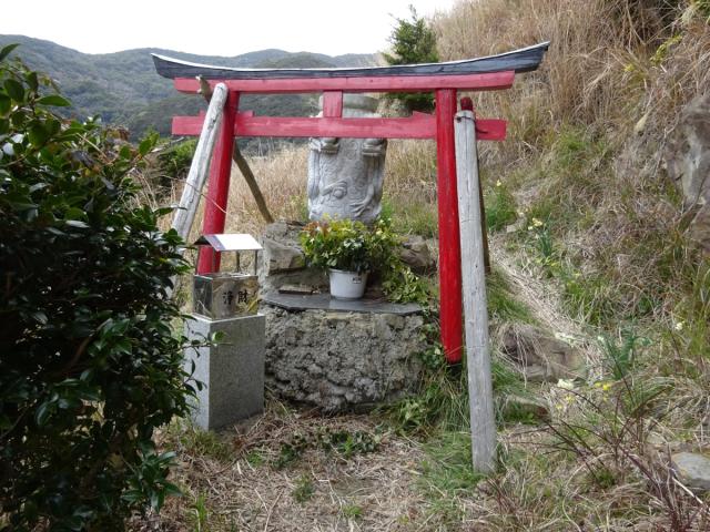 UFO神社 File:UFO神社PA030467.JPG - Wikimedia Commons