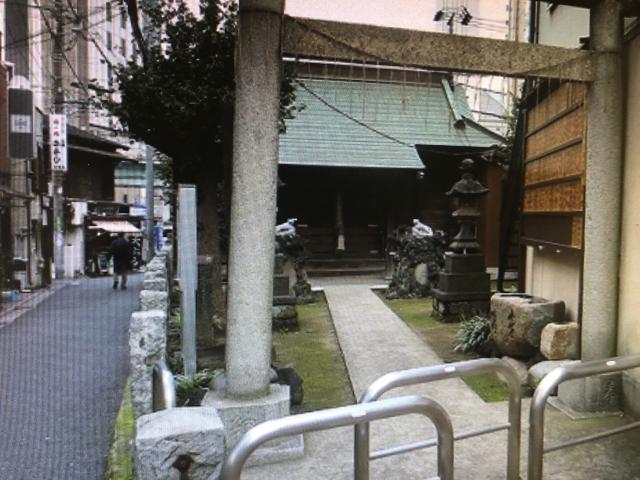 千葉県船橋市本町1-12-18 稲荷神社の写真1