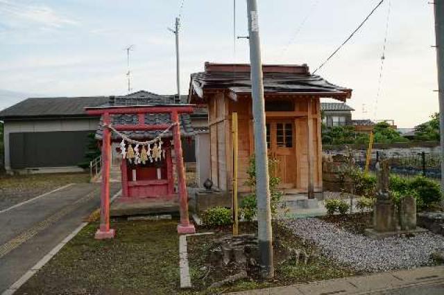 埼玉県上尾市平方領々家132-2 稲荷神社(領々家)の写真1