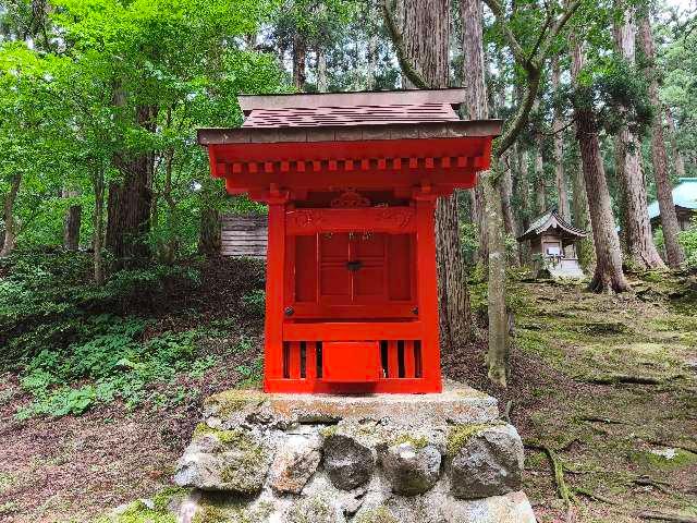 福井県勝山市平泉寺町平泉寺56河上 稲荷社(平泉寺白山神社境内社)の写真3