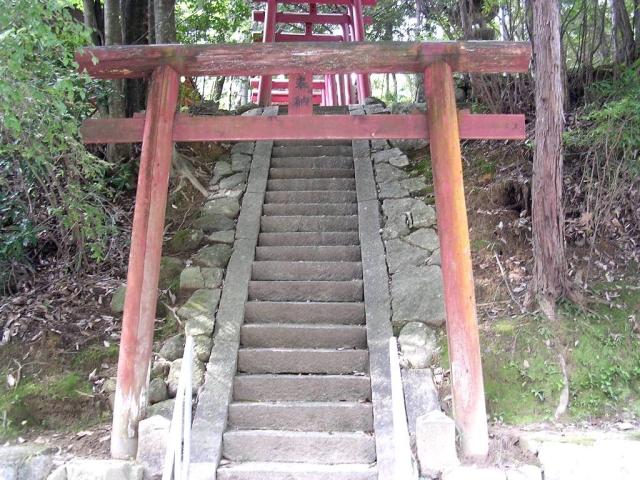 大阪府豊能郡能勢町平野142 上杉稲荷神社の写真1