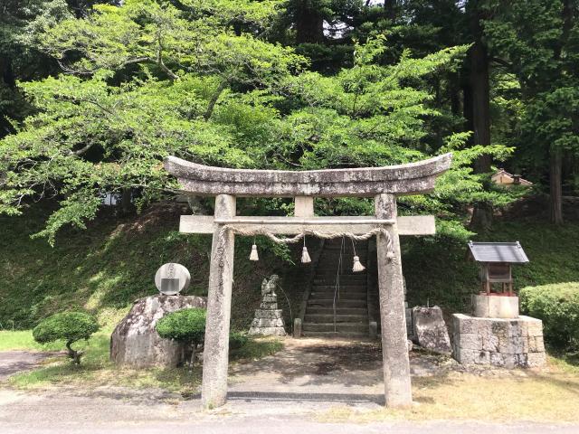 島根県安来市広瀬町宇波５２１ 宇波神社の写真1