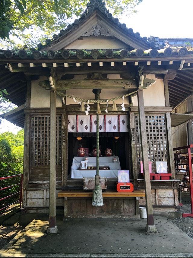 恵比須大国社(津峯神社境内末社)の写真1