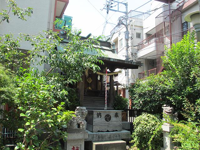 東京都新宿区早稲田鶴巻町568 元赤城神社の写真3