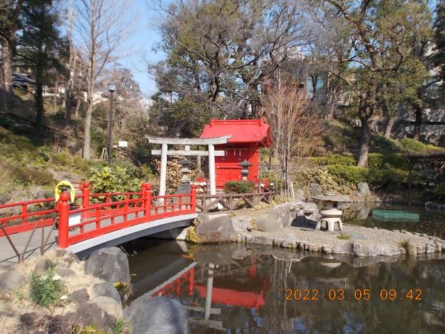 東京都文京区千駄木3-4 須藤公園弁財天社の写真3