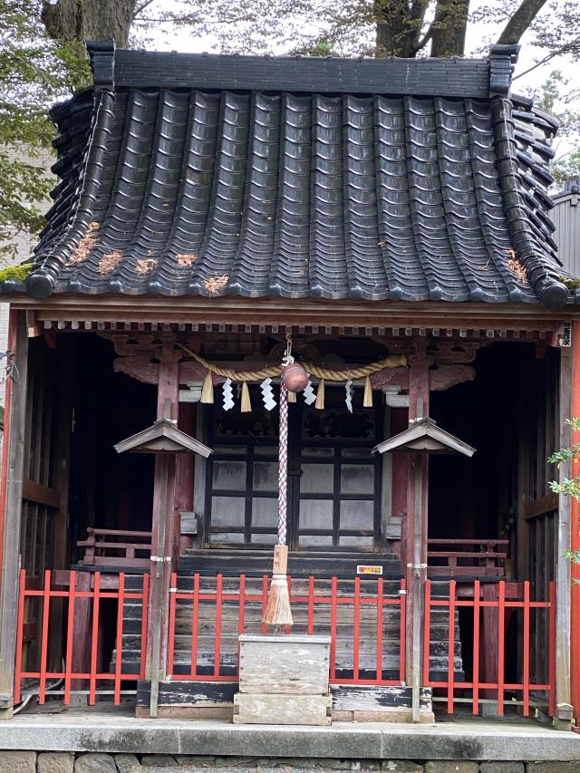 石川県金沢市丸の内5-5 豊受稲荷社（尾崎神社）の写真1