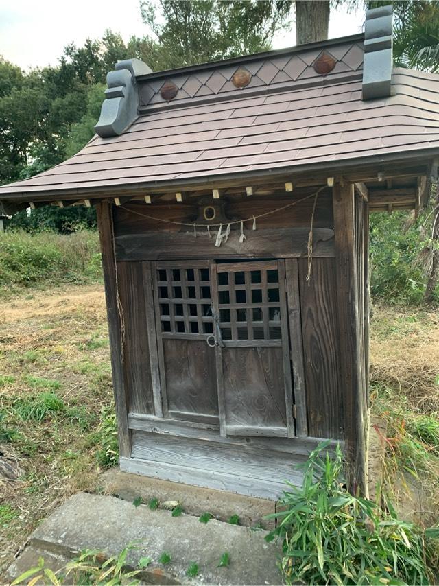 埼玉県桶川市小針領家348-2 稲荷神社（小針領家）の写真1