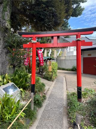 稲荷神社（熊野神社境内社）の参拝記録(⛩️🎠🐢まめ🐢🎠⛩️さん)