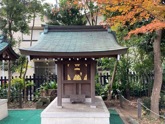 東京都大田区東六郷3-10-18 稲荷神社(六郷神社境内社)の写真1