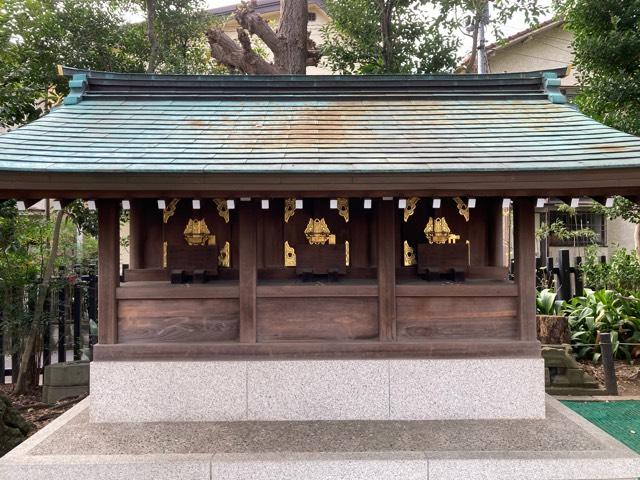 東京都大田区東六郷3-10-18 三柱神社・天祖神社・氷川神社(六郷神社境内社)の写真1