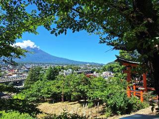 塩釜神社(新倉富士浅間神社境内社)の参拝記録(まーさんさん)