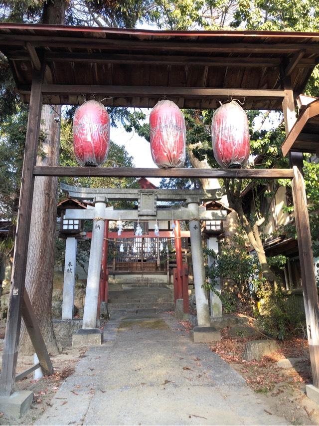 長野県飯田市本町4-1310-8 烏山稲荷神社の写真1