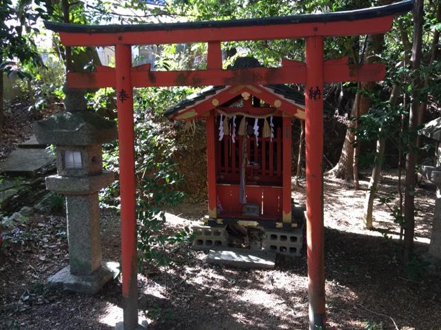 奈良県奈良市中町3840 稲荷神社（葛上神社境内）の写真1