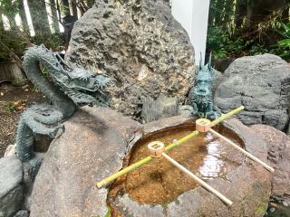 浅間稲荷社（冨士浅間神社）の参拝記録(かんとく 🧎‍➡️🐸🧎狛犬さん)