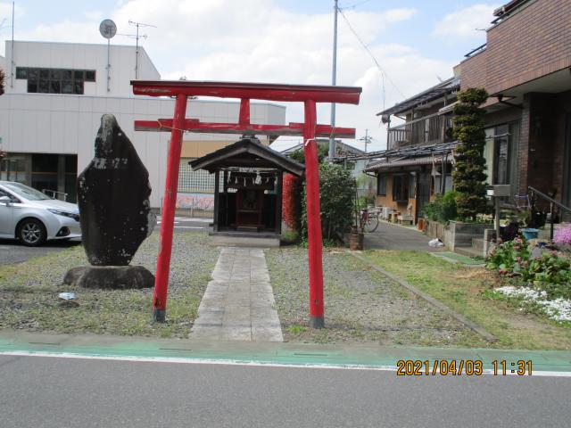 埼玉県久喜市菖蒲町下栢間 稲荷神社(久喜市菖蒲町下栢間)の写真1