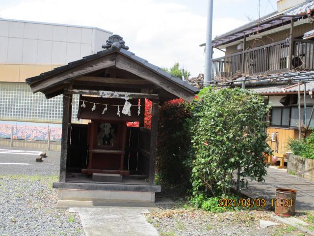 埼玉県久喜市菖蒲町下栢間 稲荷神社(久喜市菖蒲町下栢間)の写真2