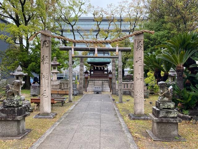 香川県丸亀市大手町2-4-1 丸亀護国神社の写真3