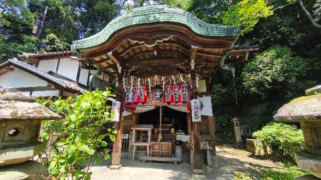 京都府京都寿東山区円山町474-1 吉水弁財天堂の写真3