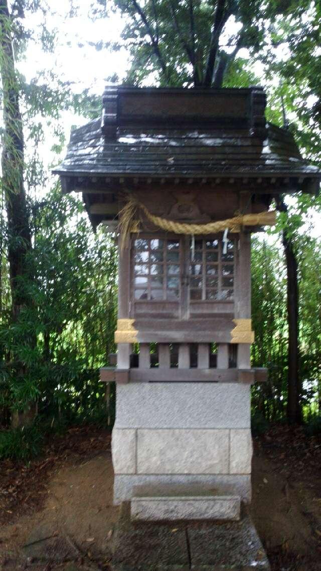 埼玉県越谷市増林 竃三柱神社の写真1