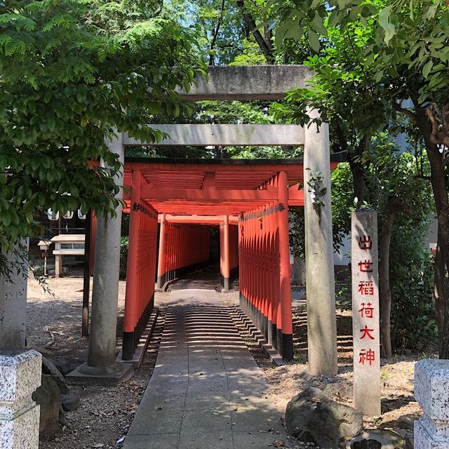 愛知県名古屋市中区金山１丁目８−２３ 出世稲荷大神（榊森白山社）の写真1