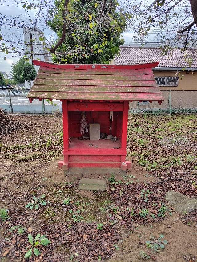 埼玉県白岡市下野田９４３ 稲荷大明神(下野田鷲宮神社境内社)の写真2