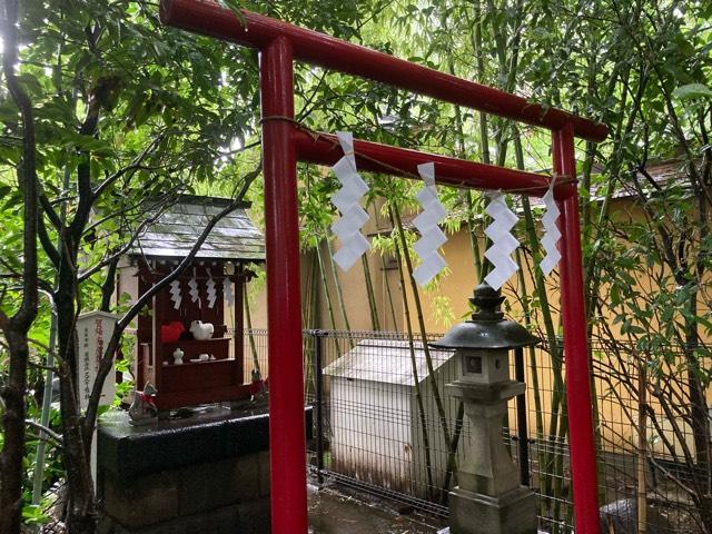 東京都西東京市田無町3-7-4 賀陽家屋敷稲荷神社(田無神社境内社)の写真3