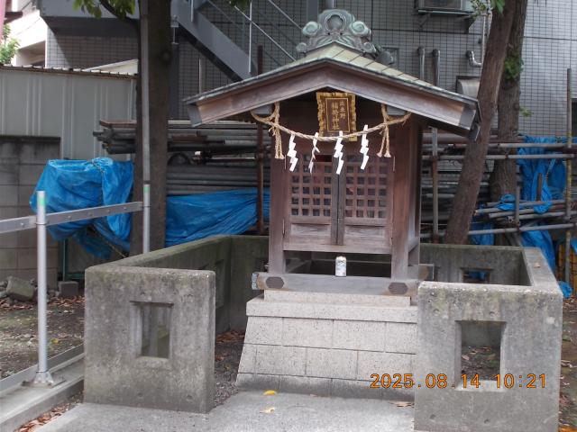 神奈川県川崎市川崎区日ノ出2-6-3 出来野稲荷神社の写真2