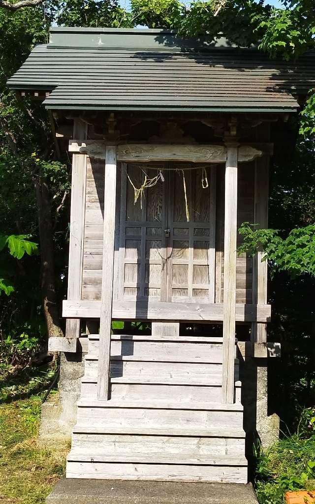 稲荷神社（厳島神社境内社）の写真1