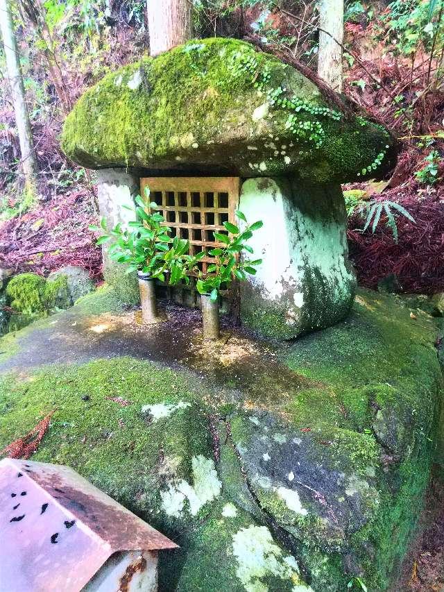 三重県名張市中知山 辯天社 (名張市中知山)の写真1