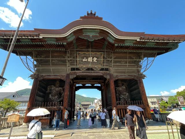 信州善光寺 仁王門の参拝記録1