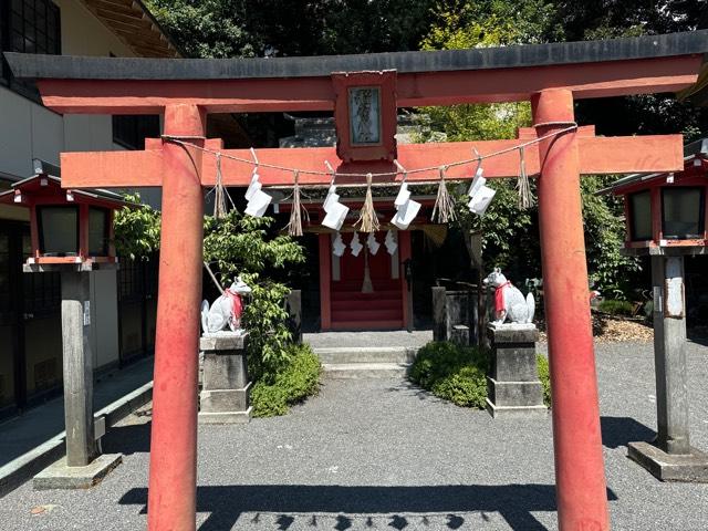 稲荷神社（小梳神社境内社）の参拝記録(うさぎニンジンさん)