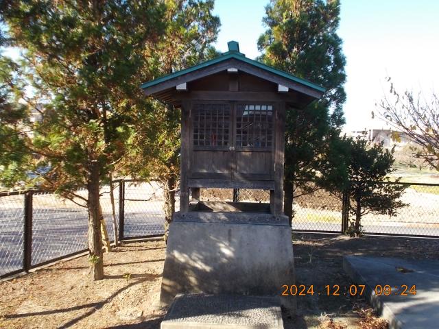 埼玉県越谷市東町３丁目１００−１ 稲荷社(四条日枝神社)の写真2