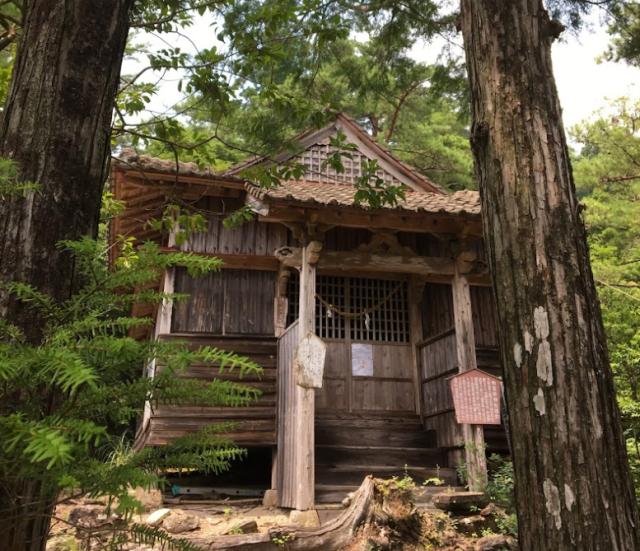 宮崎県えびの市大河平９０２ 羽積山神社（狗留孫神社）の写真1