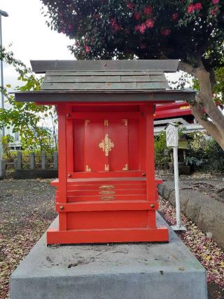 稲荷社(?)   依知神社境内の参拝記録(三毛猫さん)