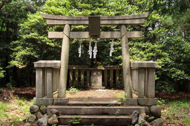 栃木県足利市五十部町1716 湯殿山神社の写真1