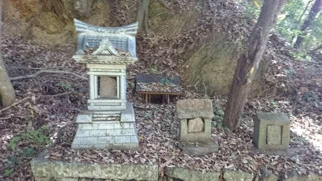 徳島県小松島市中田町東山29-3 金長神社本宮の写真1